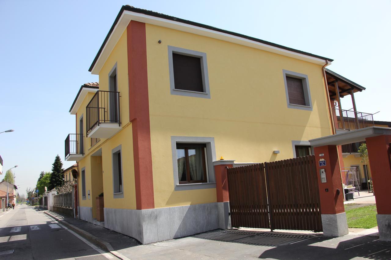 Hayloft Bed & Breakfast Cornaredo Exterior foto